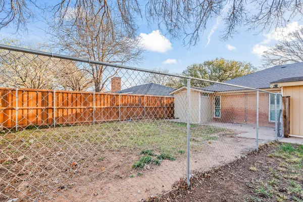 $285,000 | 8012 Raleigh Avenue, Lubbock, TX 79424