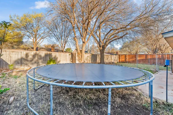 $285,000 | 8012 Raleigh Avenue, Lubbock, TX 79424