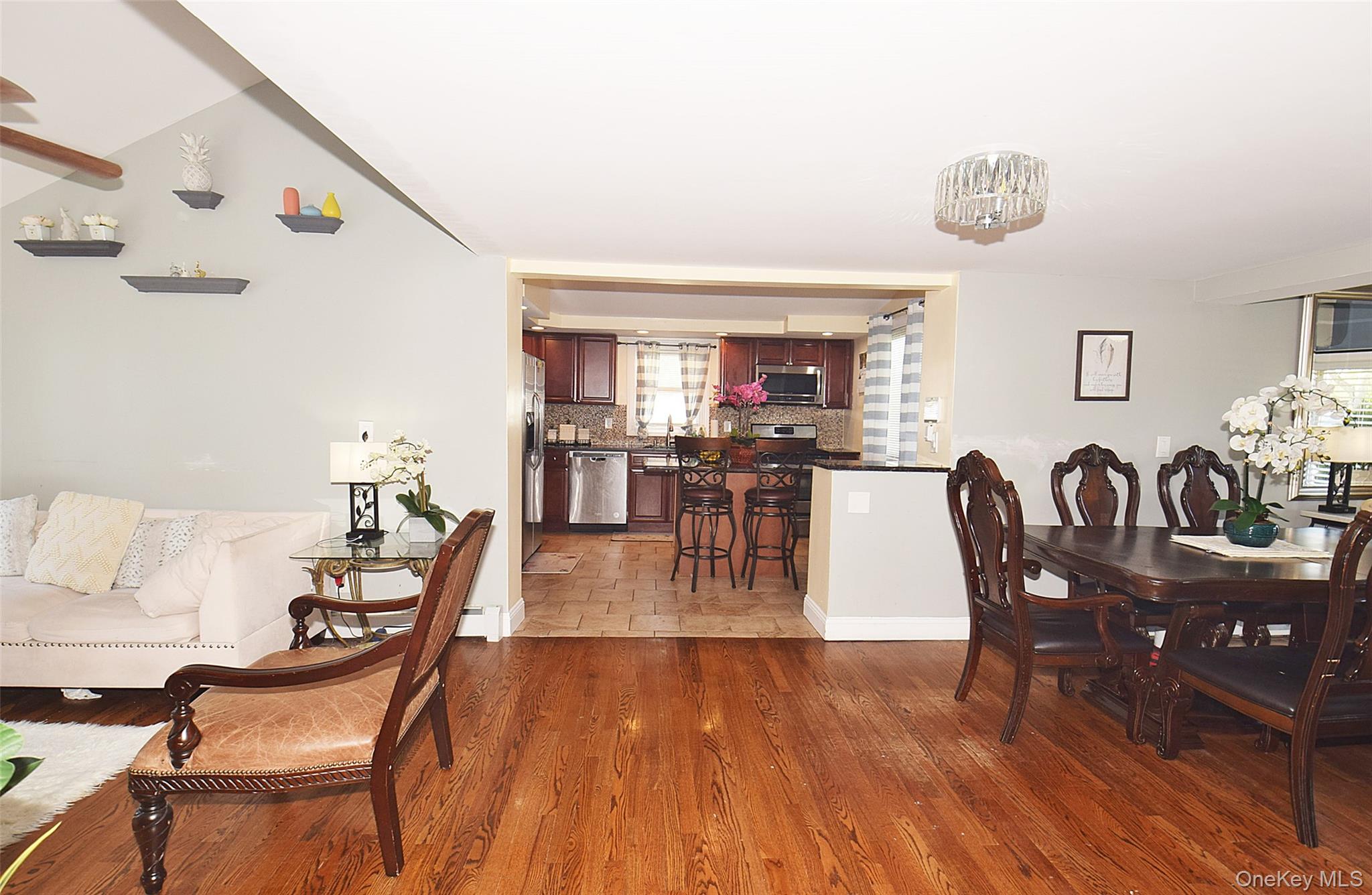 130 Winganhauppauge Road Islip, NY 11751 - Photo 2 of 44