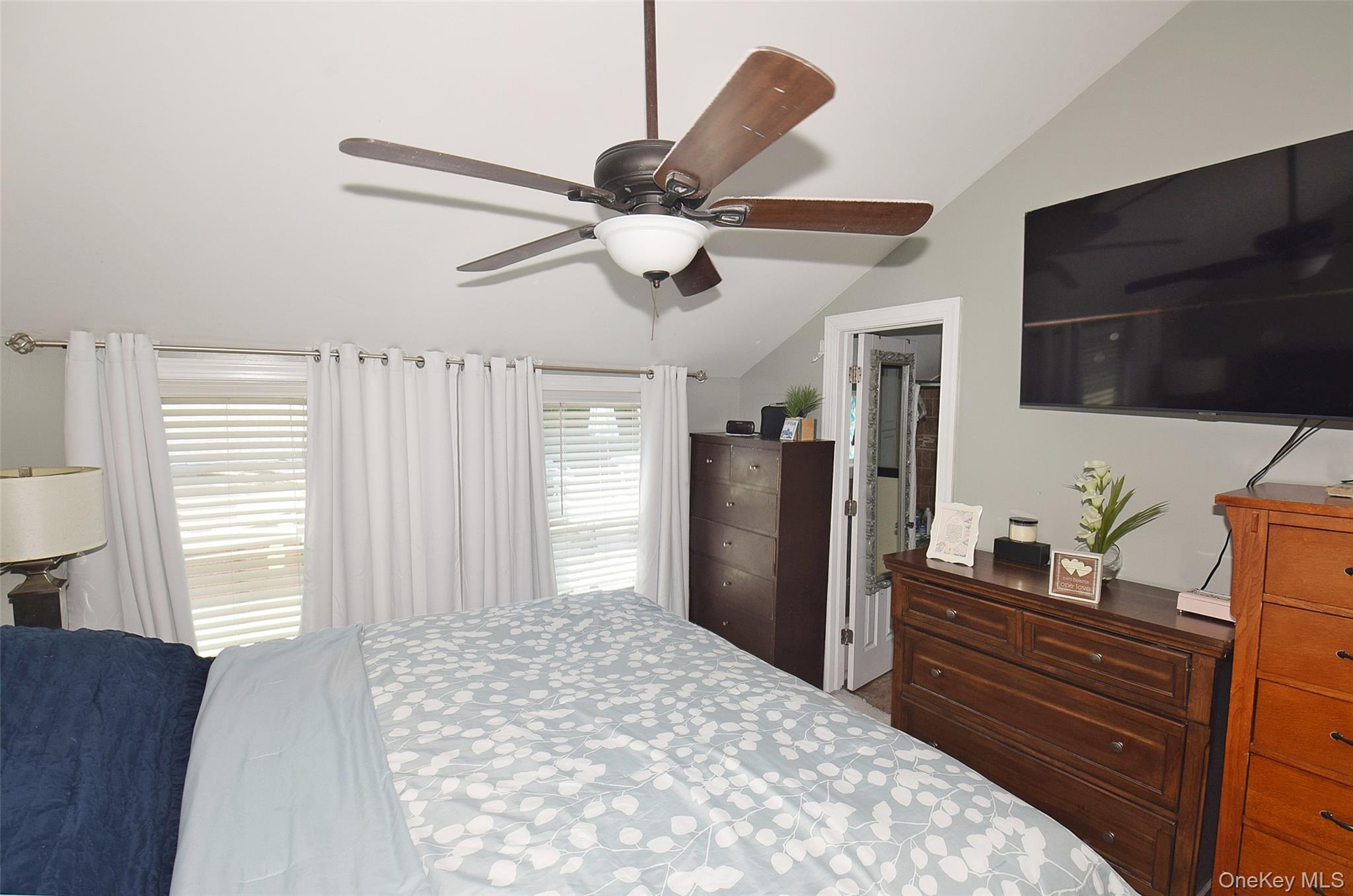 130 Winganhauppauge Road Islip, NY 11751 - Photo 34 of 44