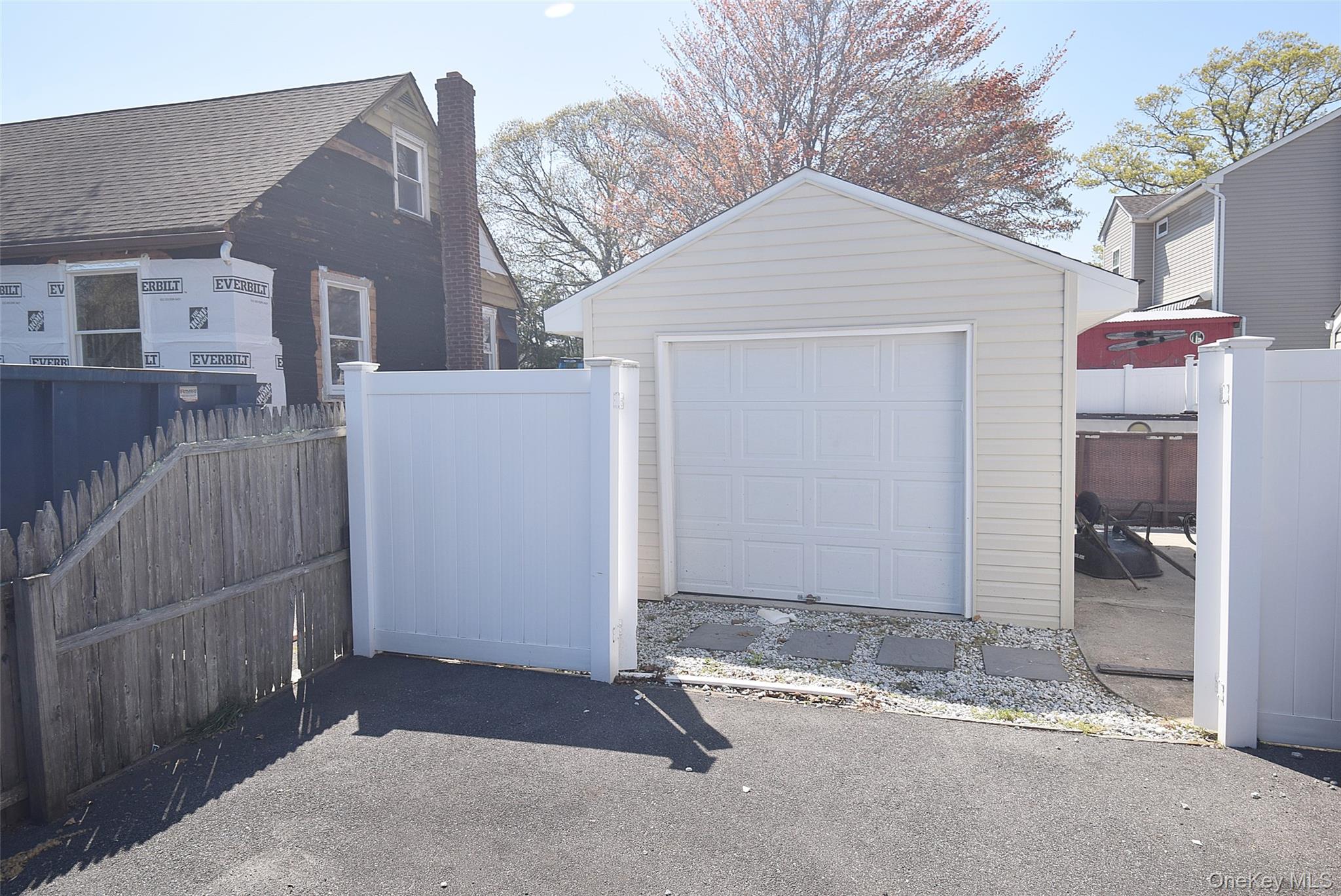 130 Winganhauppauge Road Islip, NY 11751 - Photo 41 of 44