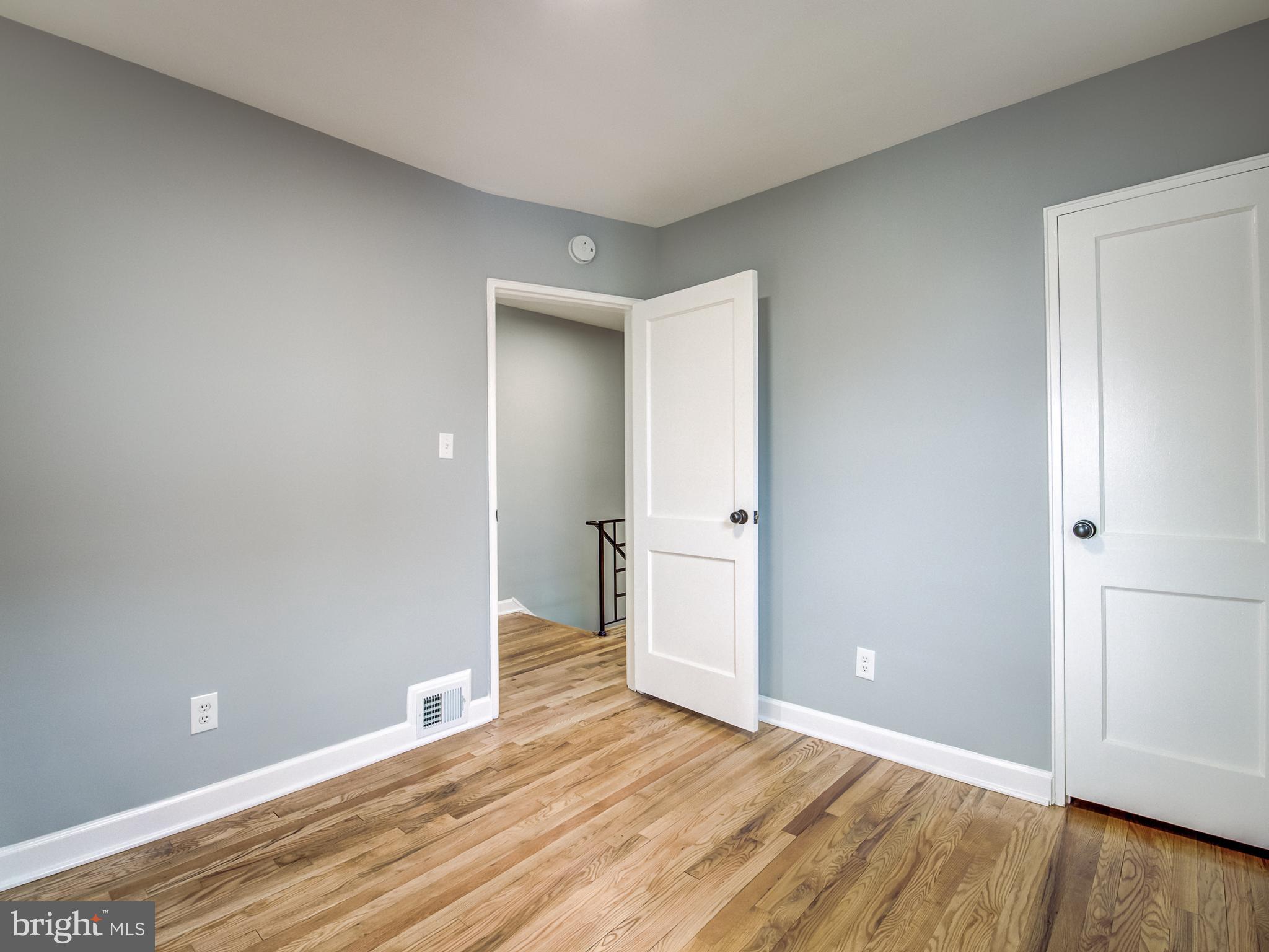 527 Riggs Road Northeast Washington, DC 20011 - Photo 47 of 72 Primary bedroom with additional room