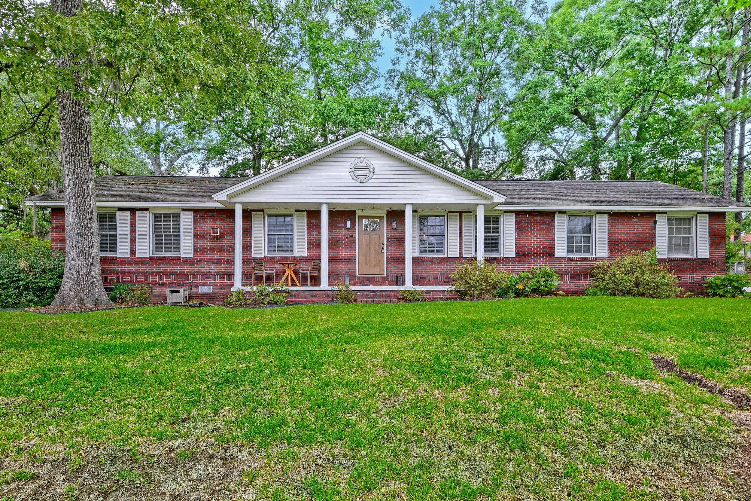 1214 Redeemer Drive Hanahan, SC 29410 - Photo 33 of 42 DSC_5801-HDR(5)