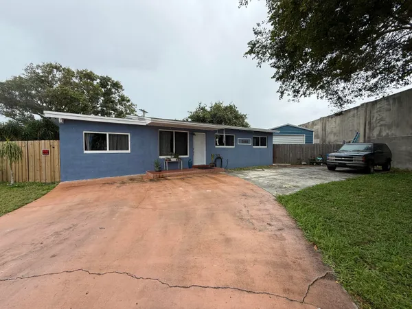 $475,000 | 1446 West Drew Street, Lantana, FL 33462