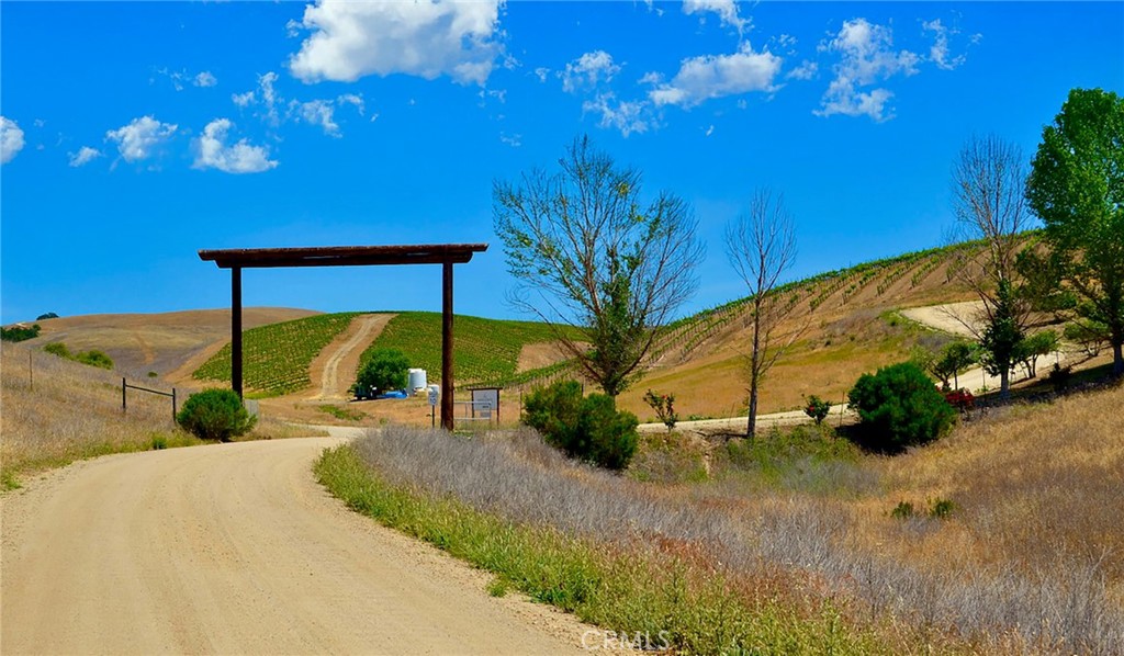 6320 Von Dollen Road San Miguel, CA 93451 - Photo 11 of 32 a view of an outdoor space and yard