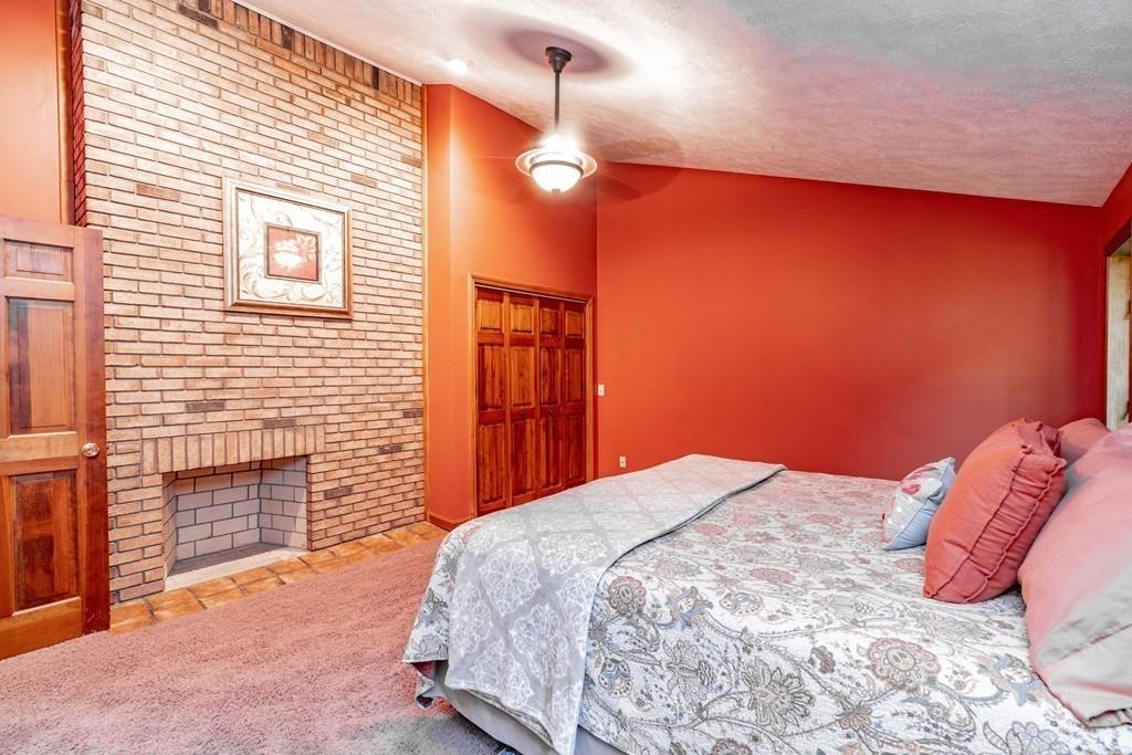 221 Podunk Road Sturbridge, MA 01566 - Photo 25 of 42