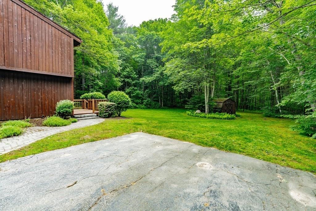 221 Podunk Road Sturbridge, MA 01566 - Photo 40 of 42