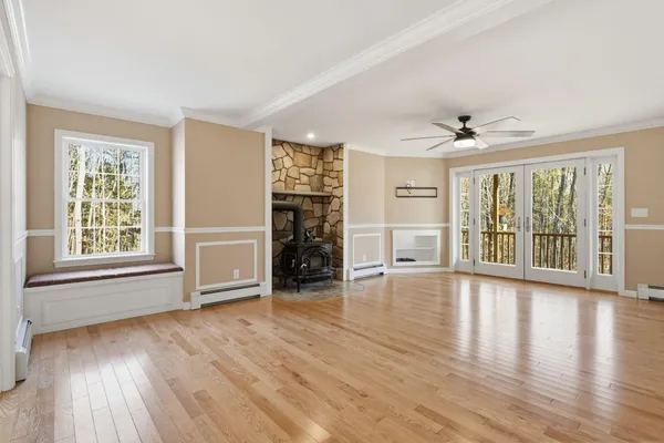 $779,000 | 120 Thompson Lake Shores Road, Casco, ME 04015