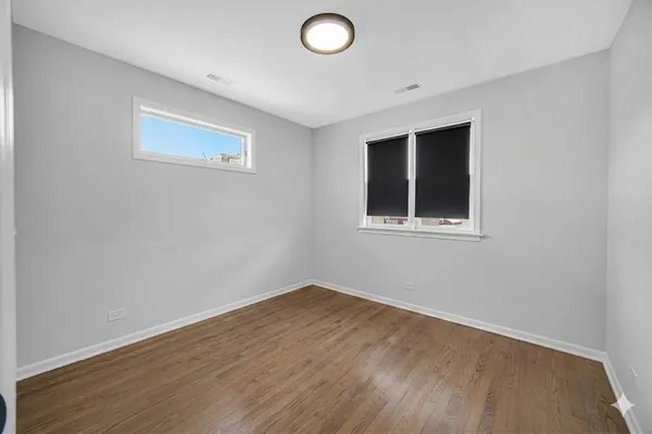 $575,000 | 3322 North Pittsburgh Avenue, Chicago, IL 60634