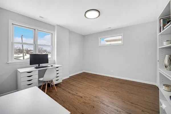 $575,000 | 3322 North Pittsburgh Avenue, Chicago, IL 60634