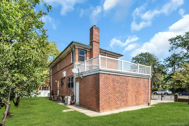 $1,358,000 | 64-04 Utopia Parkway | Fresh Meadows