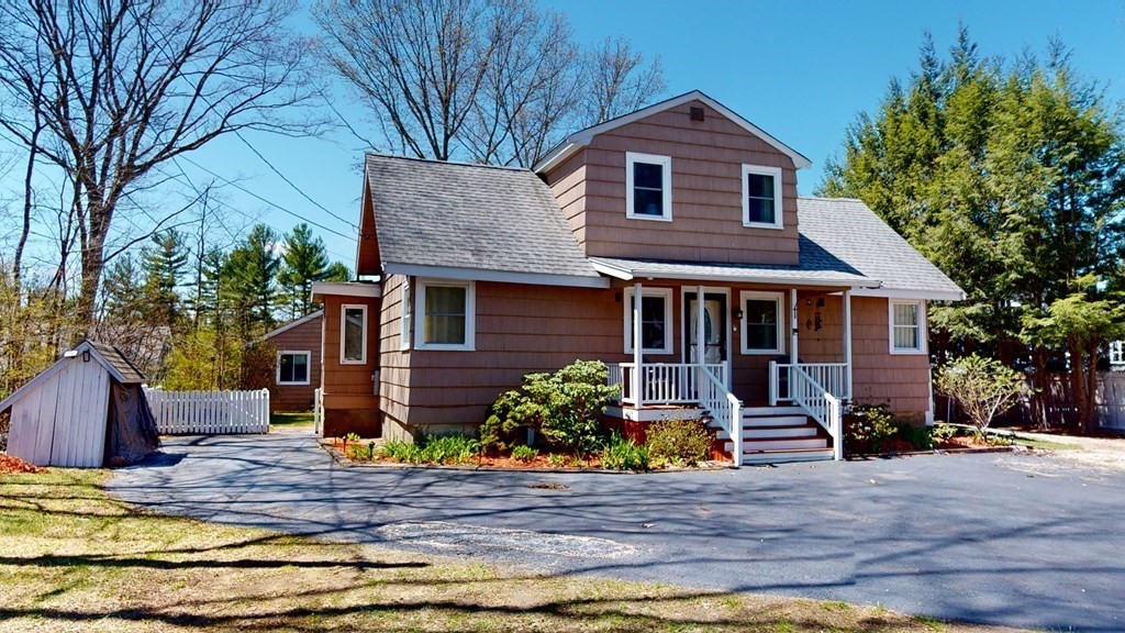 28 Chelmsford Road Bedford, MA 01730 - Photo 1 of 34 Gallery Image 1