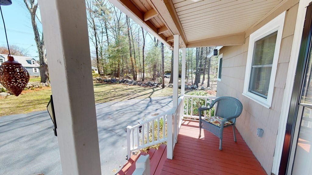28 Chelmsford Road Bedford, MA 01730 - Photo 2 of 34 Gallery Image 2