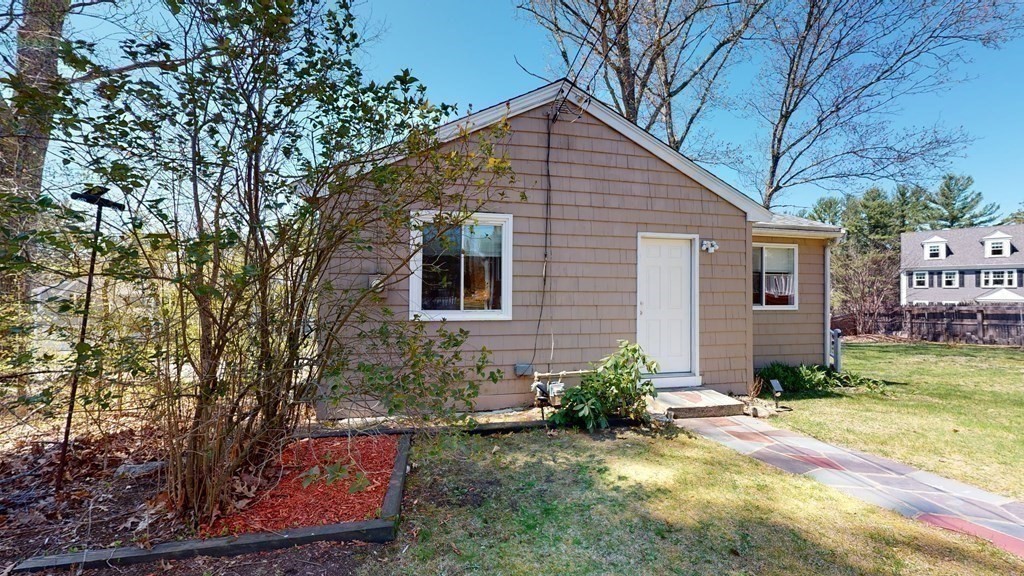 28 Chelmsford Road Bedford, MA 01730 - Photo 22 of 34 Gallery Image 22