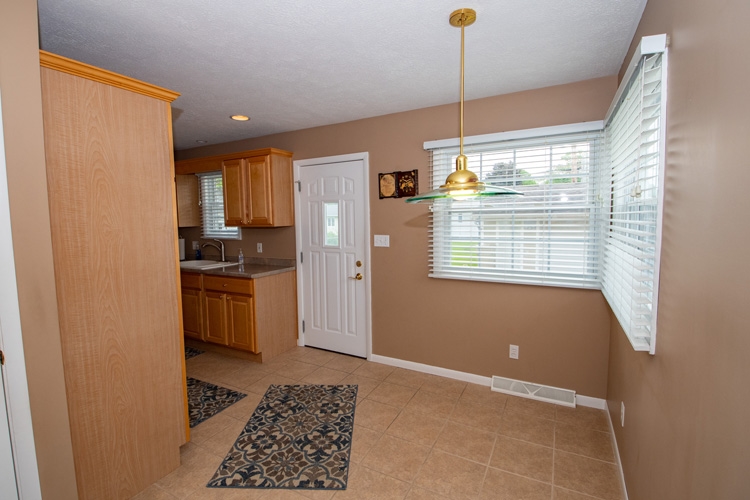 2526 Edison Road South Bend, IN 46615 - Photo 13 of 33 Gallery Image 13
