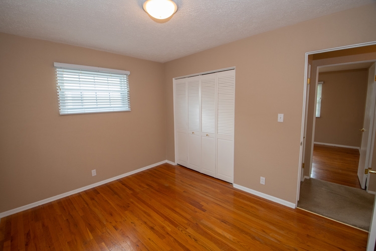 2526 Edison Road South Bend, IN 46615 - Photo 15 of 33 Gallery Image 15