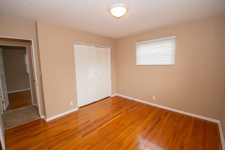 2526 Edison Road South Bend, IN 46615 - Photo 16 of 33 Gallery Image 16