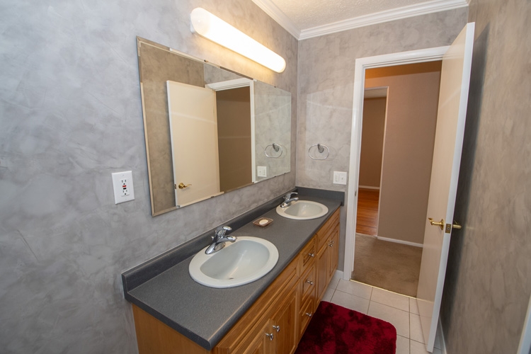 2526 Edison Road South Bend, IN 46615 - Photo 20 of 33 Gallery Image 20