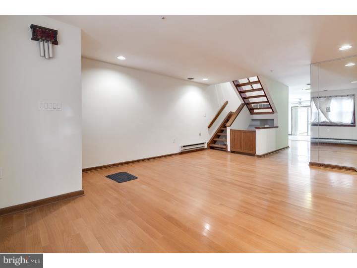 816 Tasker Street Philadelphia, PA 19148 - Photo 3 of 23 Gallery Image 3