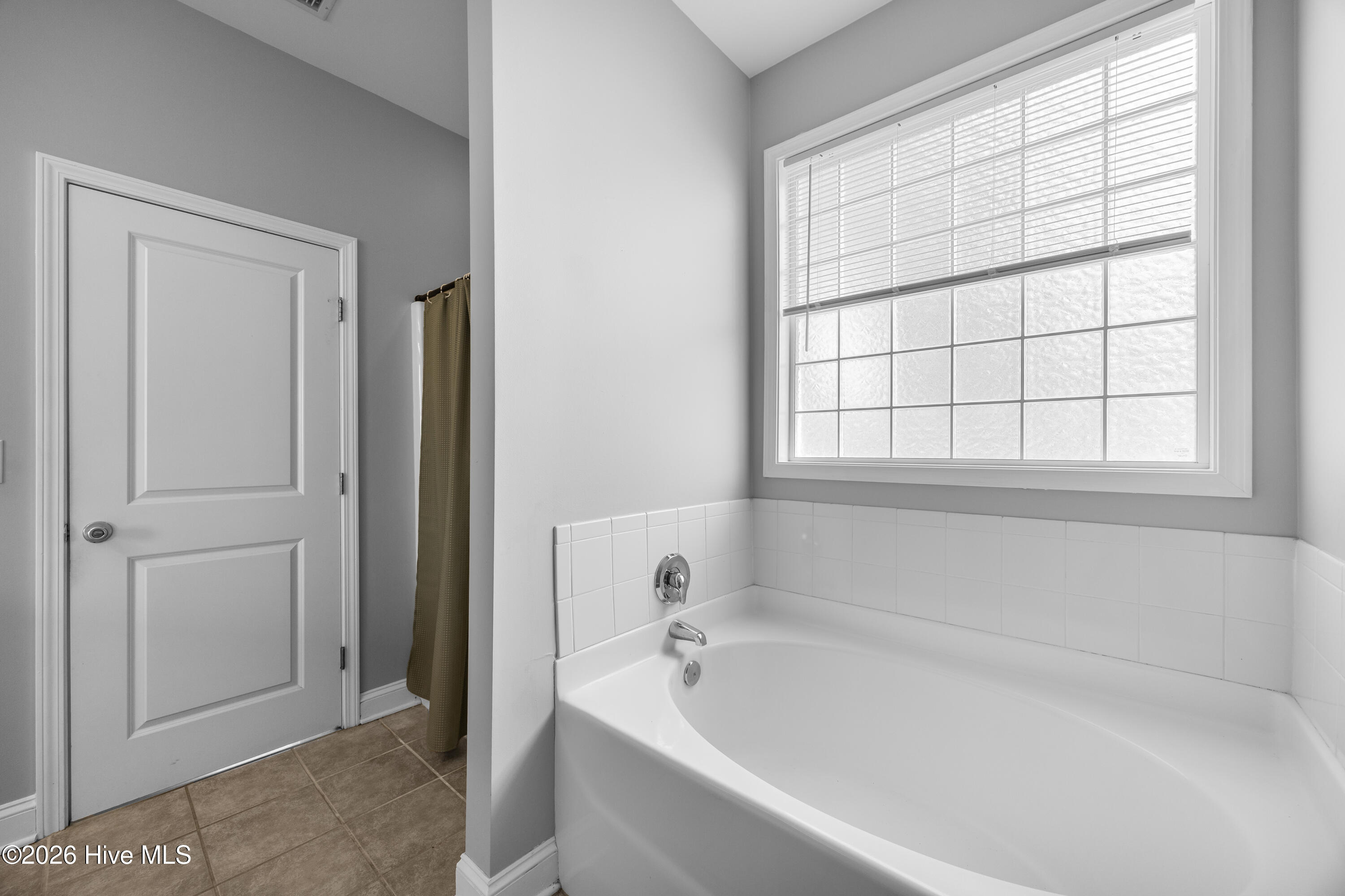 133 Fairview Road Leland, NC 28451 - Photo 23 of 53 16_bathroom