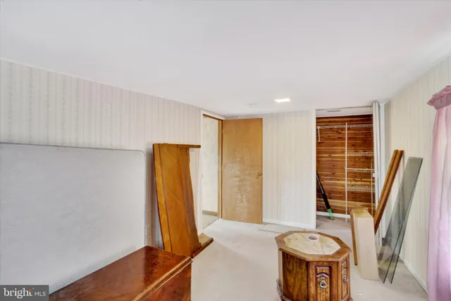 $150,000 | 5 East Pennsylvania Avenue, Stewartstown, PA 17363