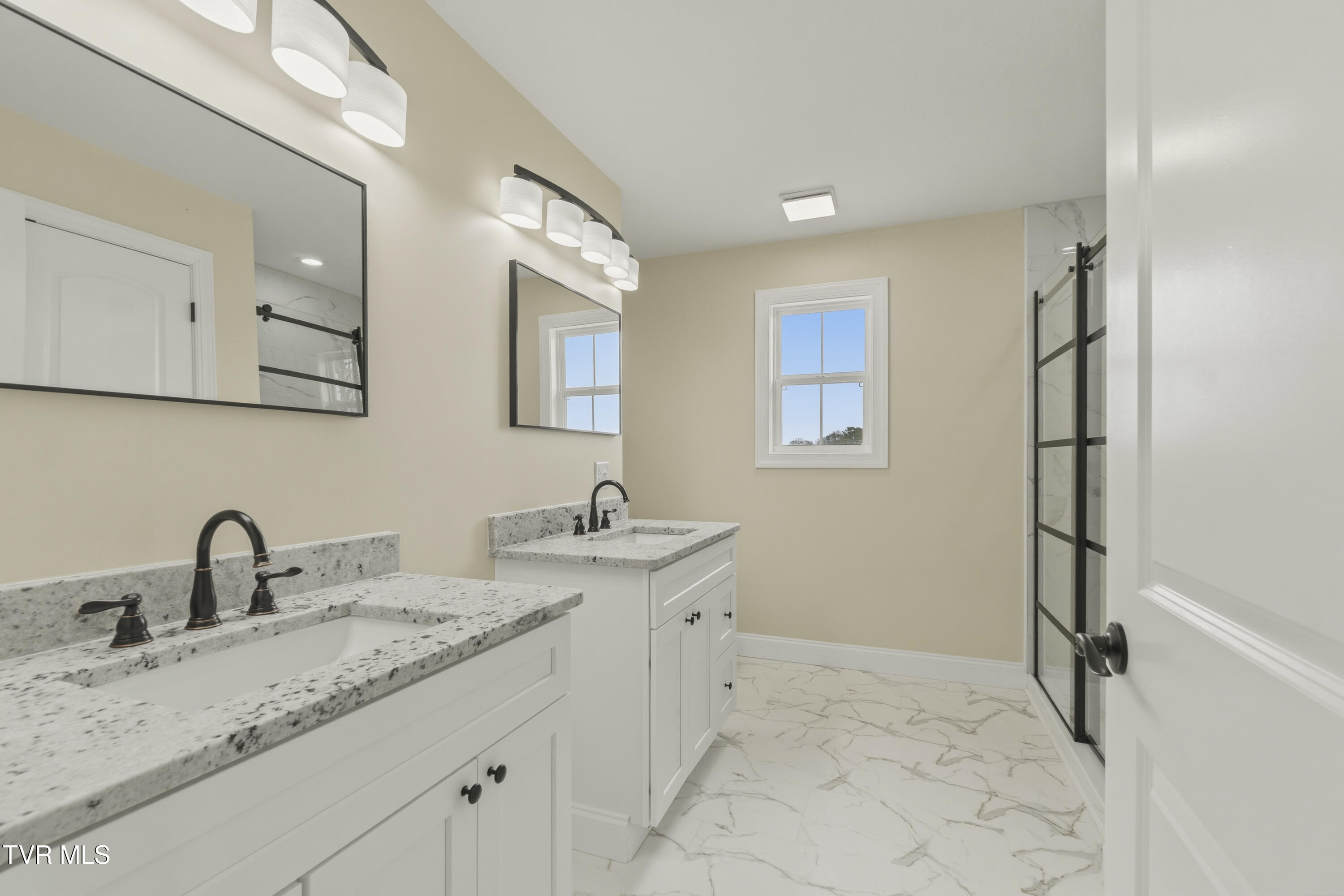 410 Gibson Loop Afton, TN 37616 - Photo 28 of 60 21