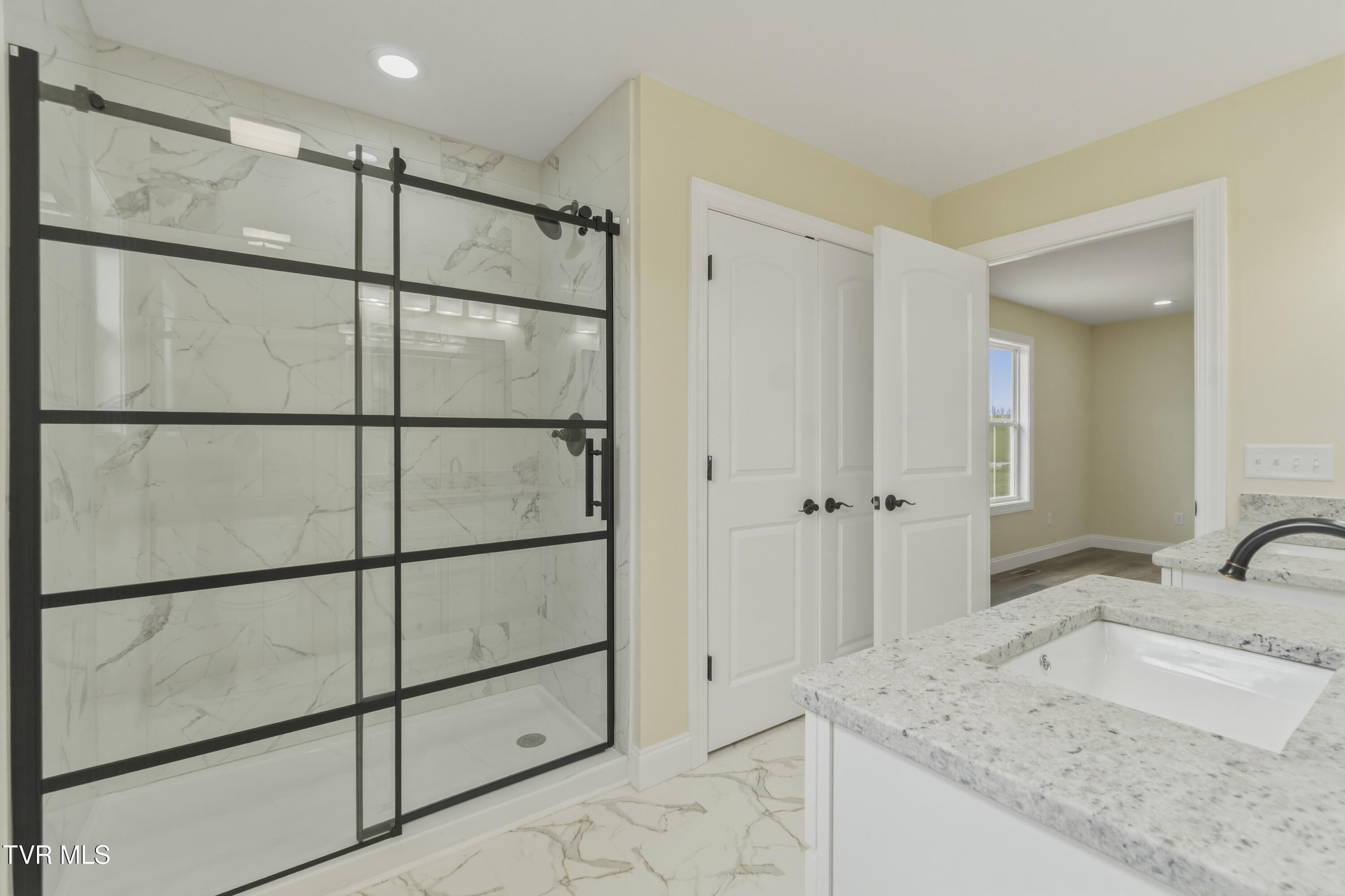 410 Gibson Loop Afton, TN 37616 - Photo 29 of 60 22