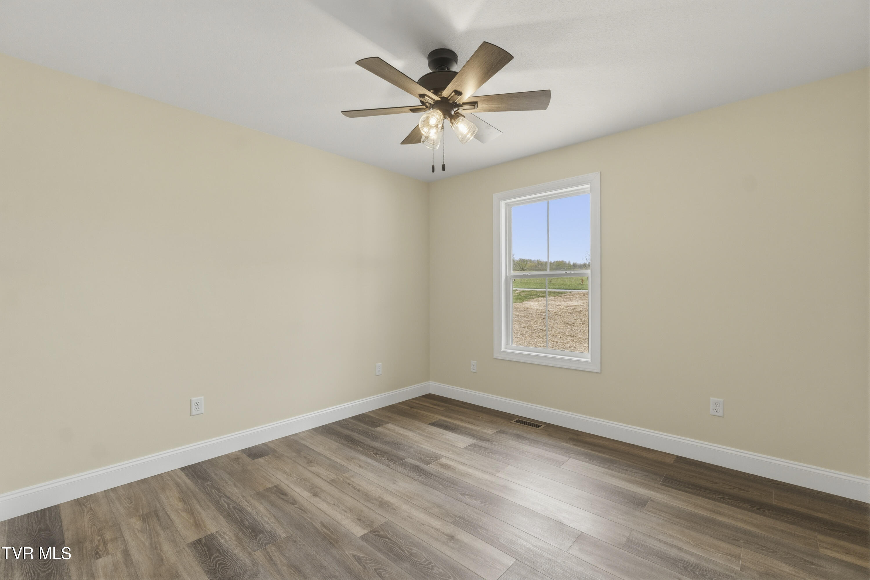 410 Gibson Loop Afton, TN 37616 - Photo 36 of 60 27