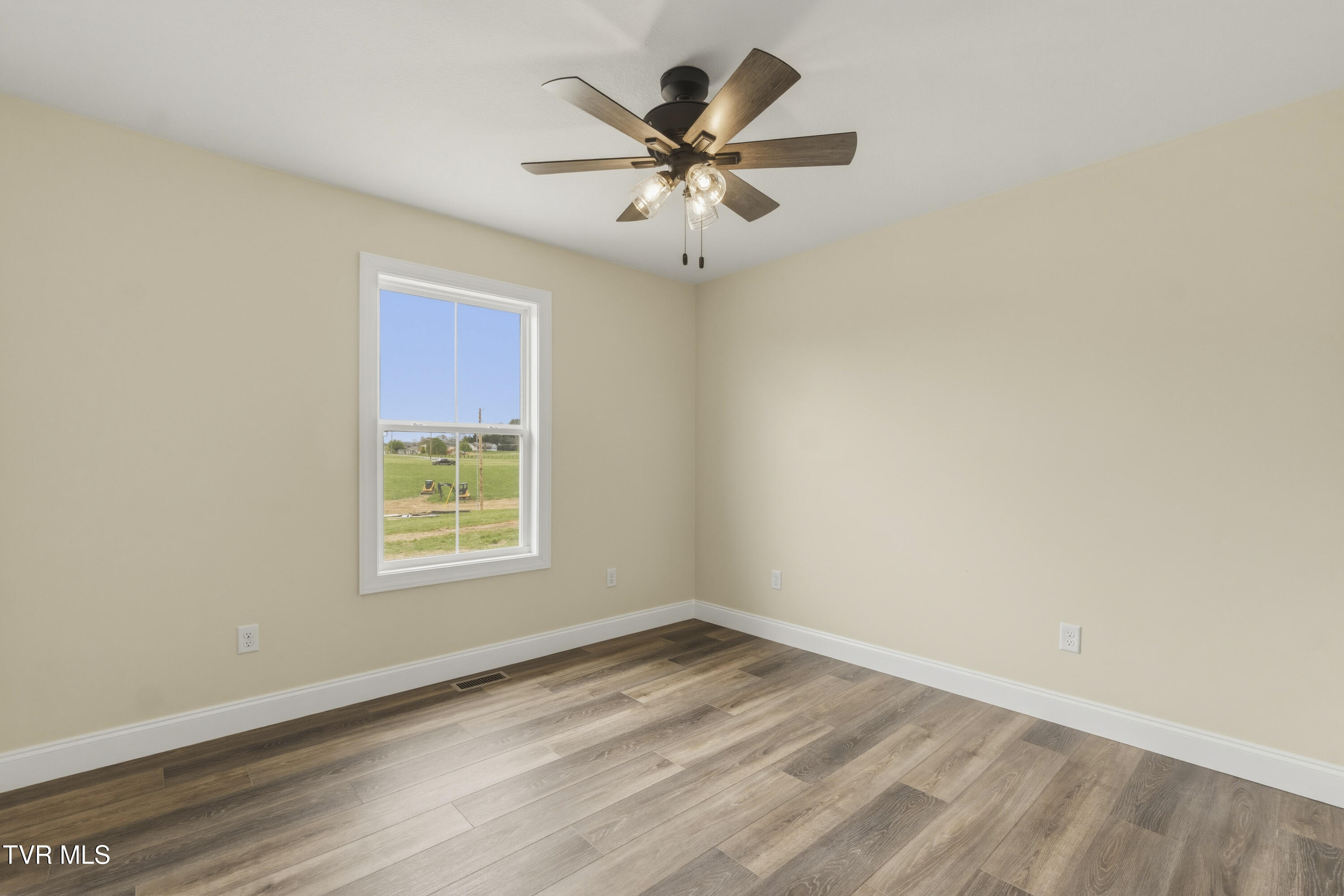 410 Gibson Loop Afton, TN 37616 - Photo 40 of 60 31