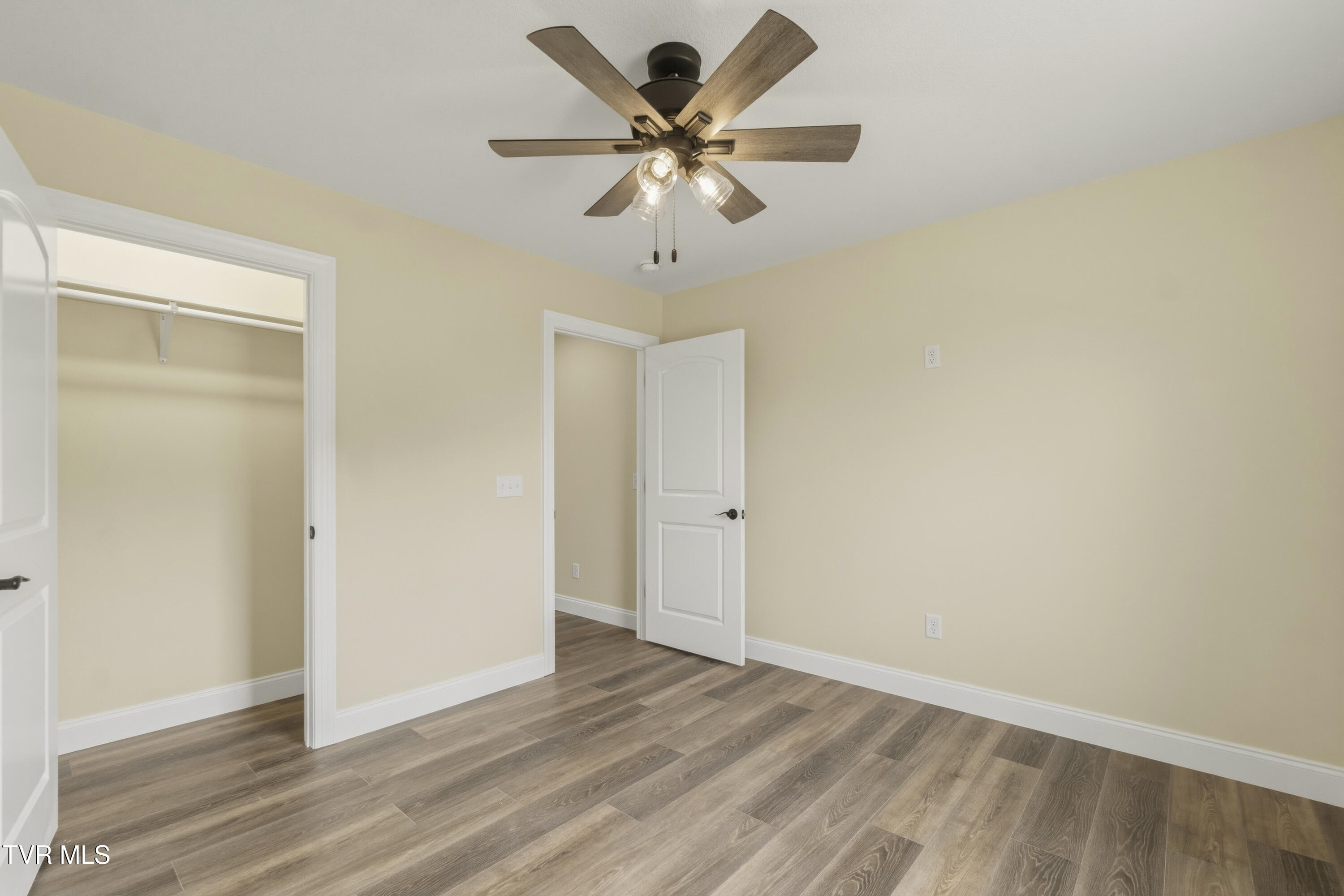 410 Gibson Loop Afton, TN 37616 - Photo 42 of 60 32