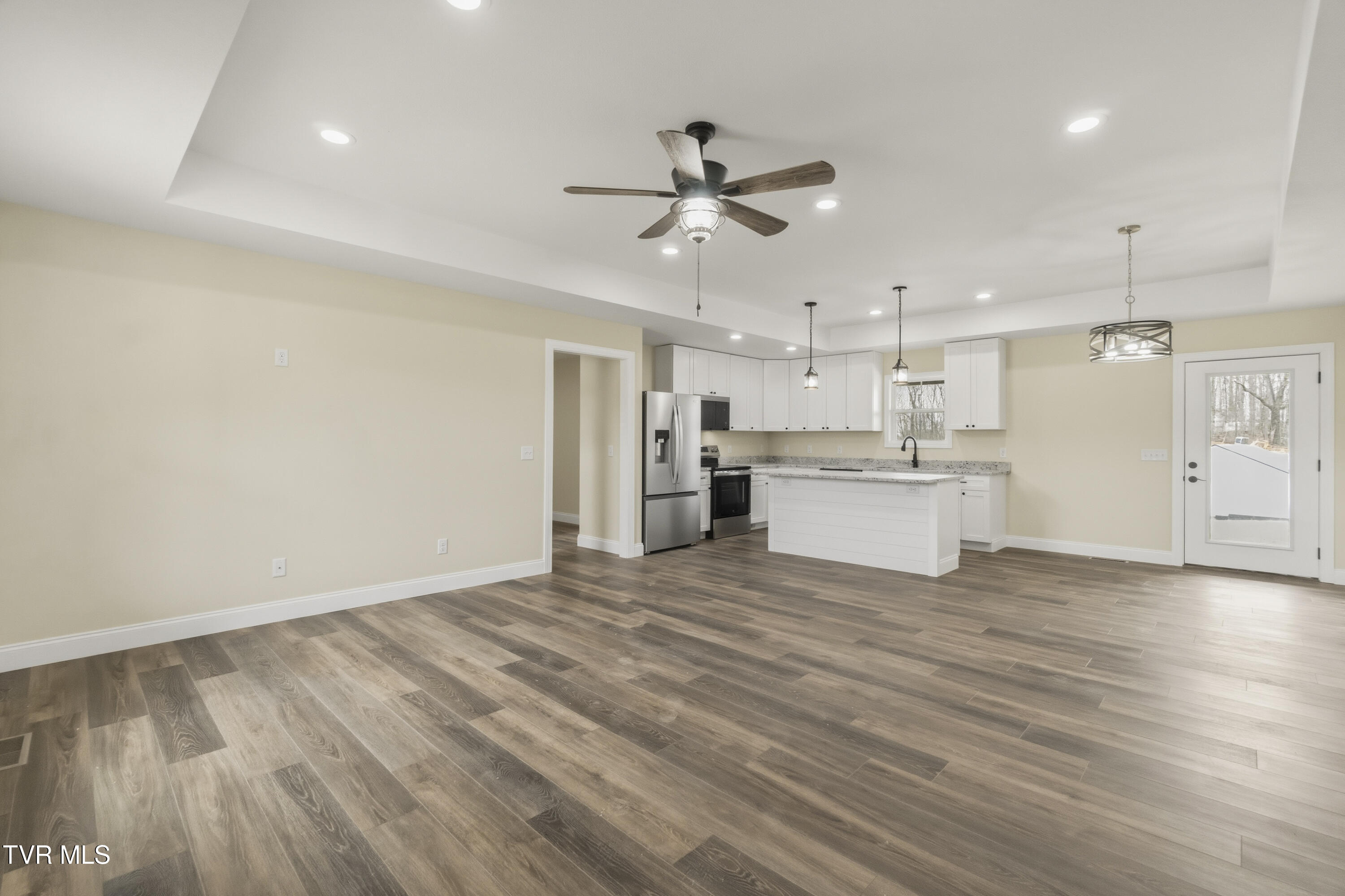 410 Gibson Loop Afton, TN 37616 - Photo 6 of 60 5