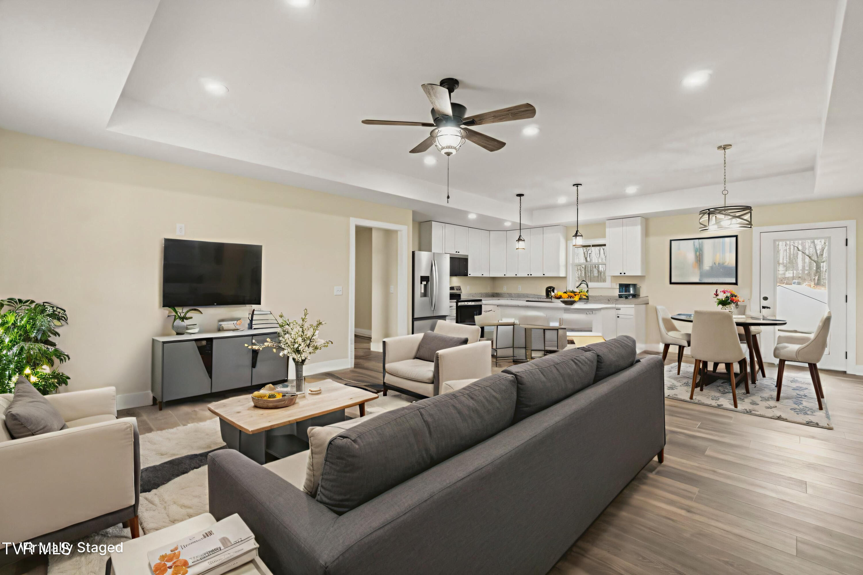 410 Gibson Loop Afton, TN 37616 - Photo 7 of 60 6 (2)