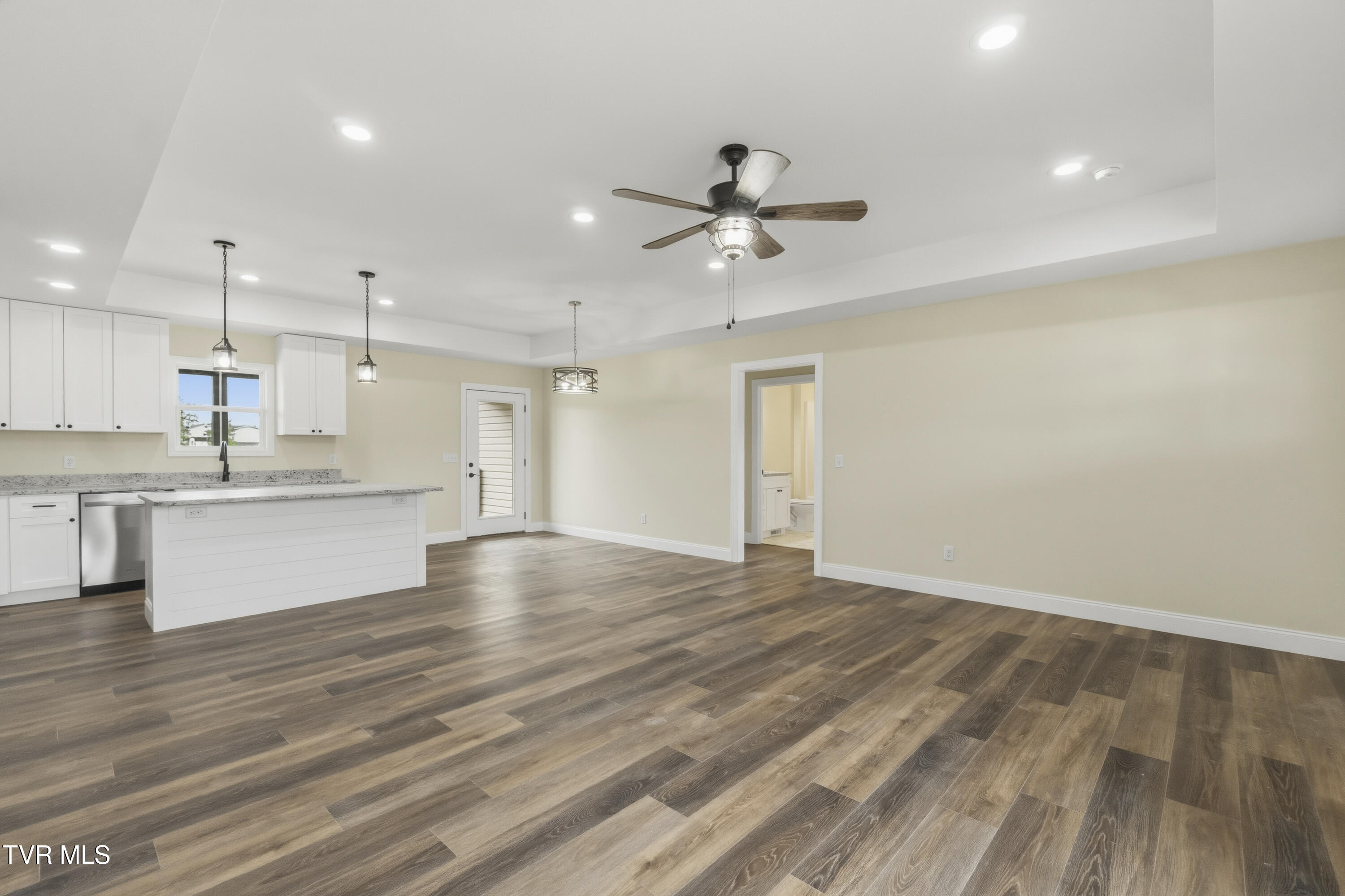 410 Gibson Loop Afton, TN 37616 - Photo 8 of 60 6