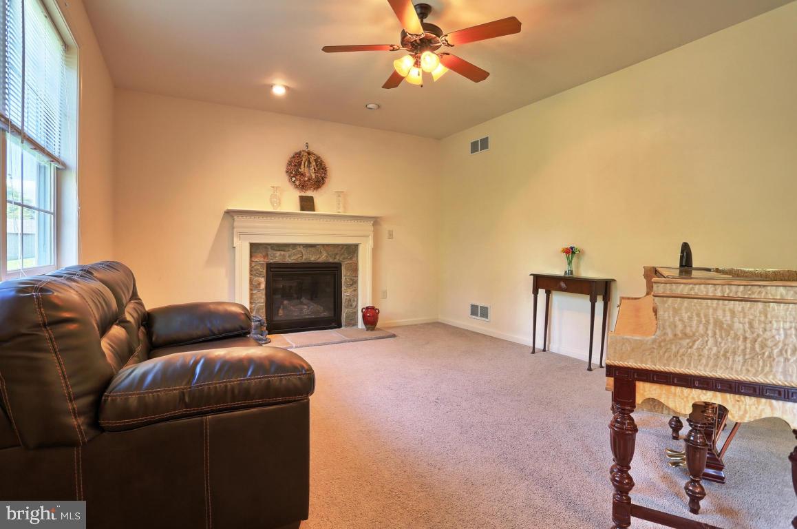 1506 Rolling Meadow Road Lebanon, PA 17046 - Photo 13 of 25 Gallery Image 13