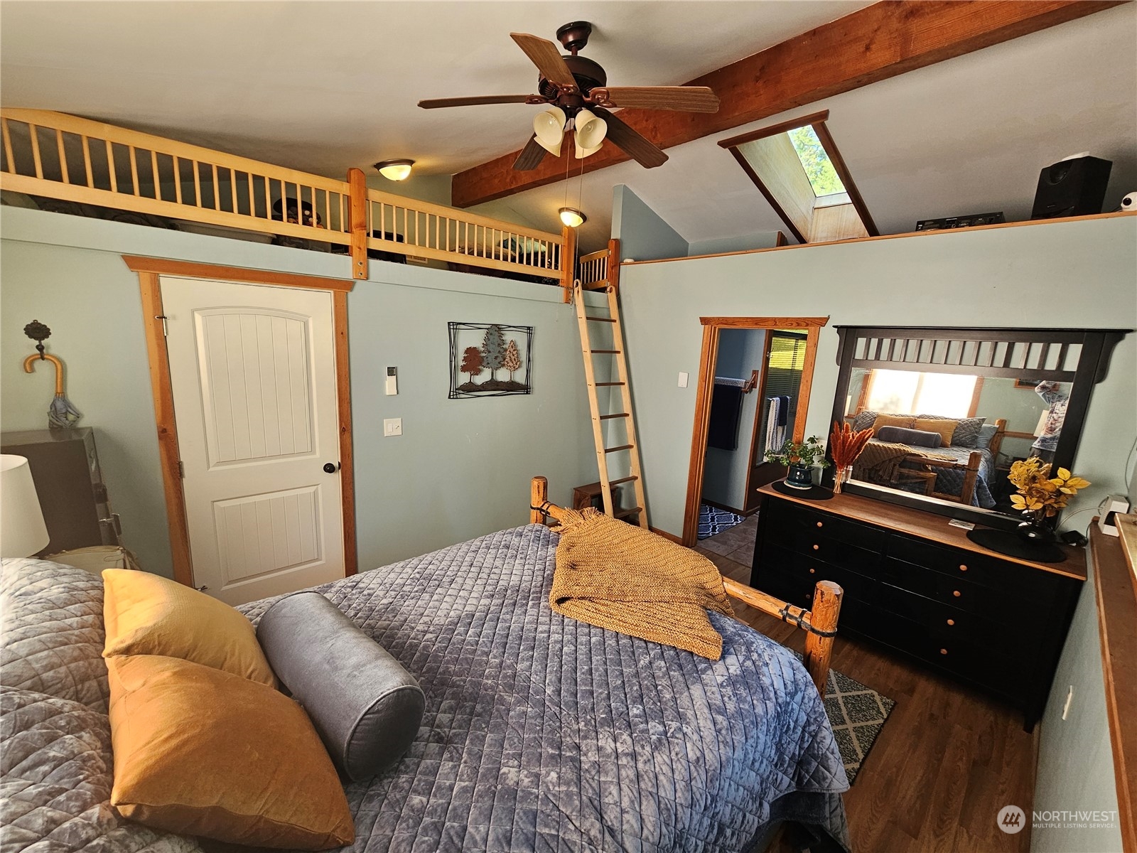 1752 Southwest Hanson Road Port Orchard, WA 98367 - Photo 17 of 40 Gallery Image 17