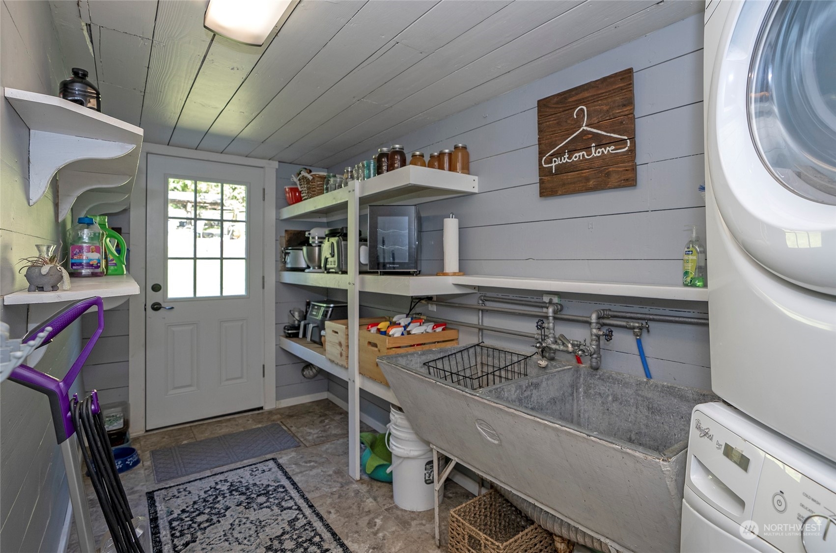 1752 Southwest Hanson Road Port Orchard, WA 98367 - Photo 26 of 40 Gallery Image 26
