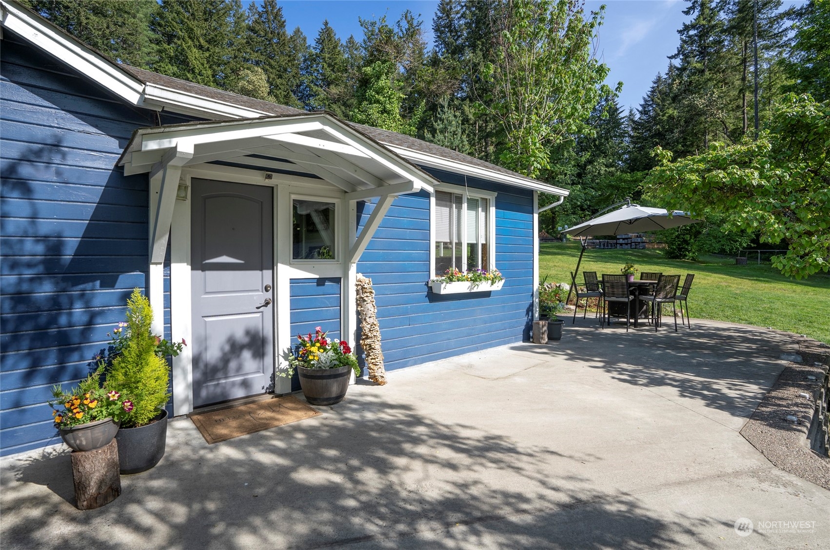 1752 Southwest Hanson Road Port Orchard, WA 98367 - Photo 6 of 40 Gallery Image 6