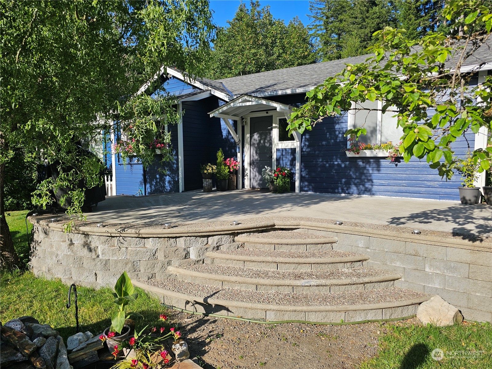 1752 Southwest Hanson Road Port Orchard, WA 98367 - Photo 7 of 40 Gallery Image 7