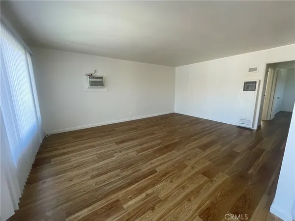 $1,900 | 4572 Canoga Street, Montclair, CA 91763