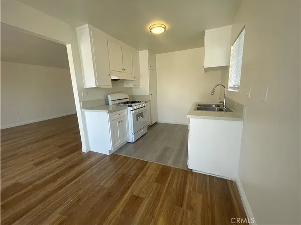 $1,900 | 4572 Canoga Street, Montclair, CA 91763