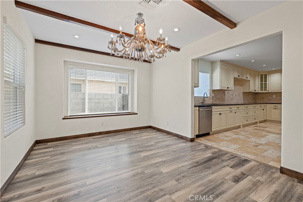 6531 Ranchito Avenue Van Nuys, CA 91401 - Photo 19 of 75