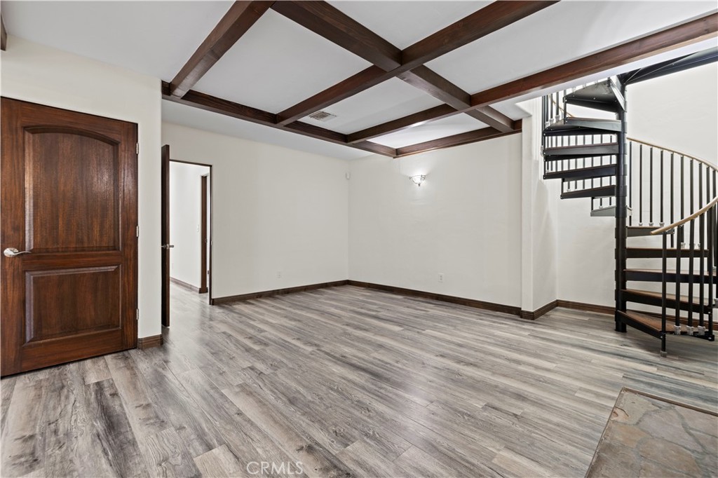 6531 Ranchito Avenue Van Nuys, CA 91401 - Photo 29 of 75