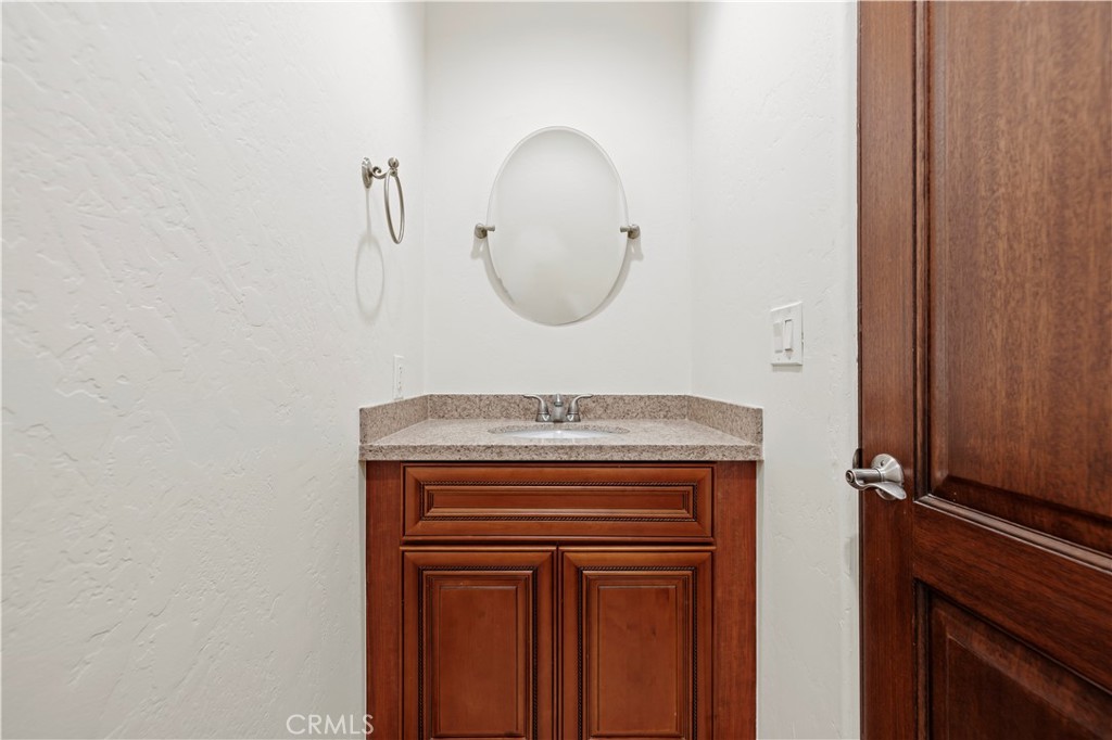 6531 Ranchito Avenue Van Nuys, CA 91401 - Photo 39 of 75