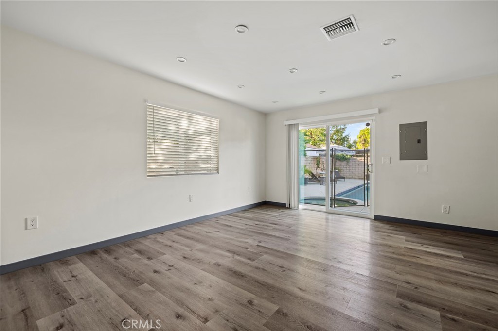 6531 Ranchito Avenue Van Nuys, CA 91401 - Photo 50 of 75