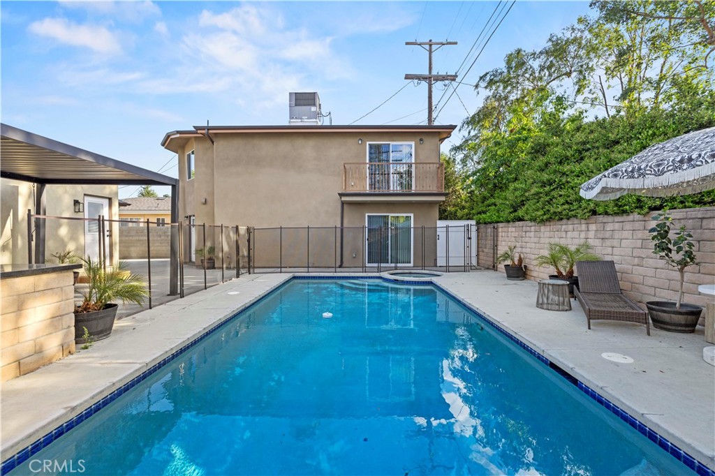 6531 Ranchito Avenue Van Nuys, CA 91401 - Photo 5 of 75