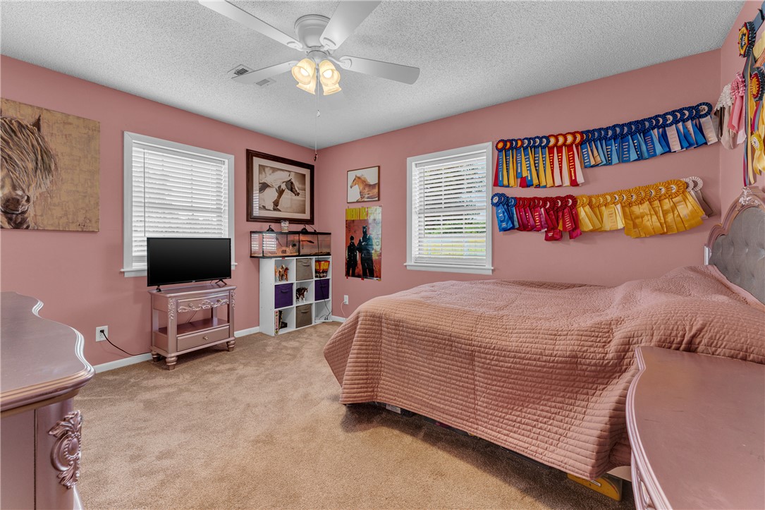 4923 Wire Road Ozark, AR 72949 - Photo 26 of 57 Gallery Image 26