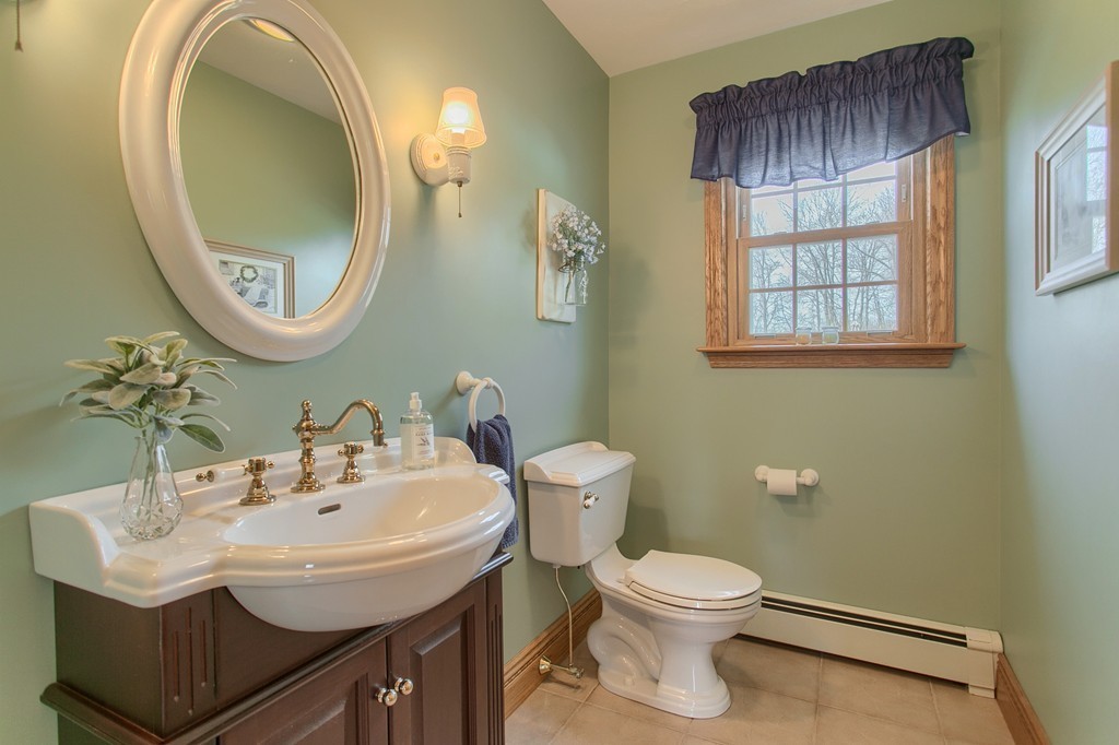 1 Ware Road Rutland, MA 01543 - Photo 10 of 30