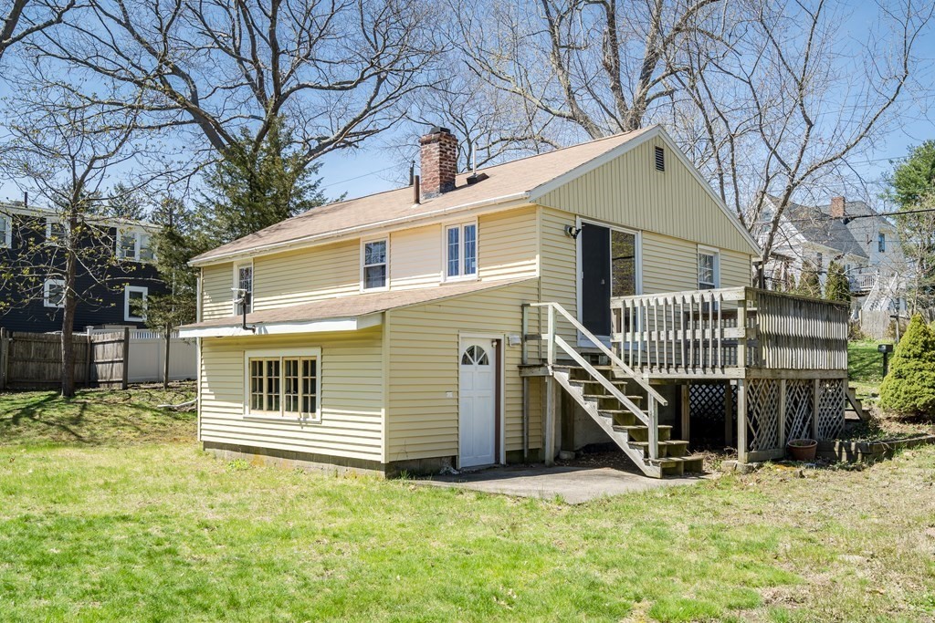 34 Kensington Road Dedham, MA 02026 - Photo 4 of 29 Gallery Image 4