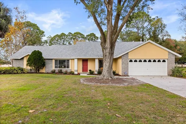 $529,900 | 7741 Lake Andrea Circle, Mount Dora, FL 32757