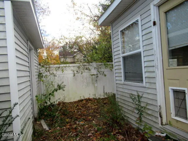 $165,000 | 9 Chelsea Square, Hudson Falls, NY 12839